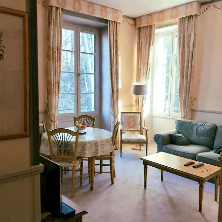 Apartment Le Parc Chateau Gipieres